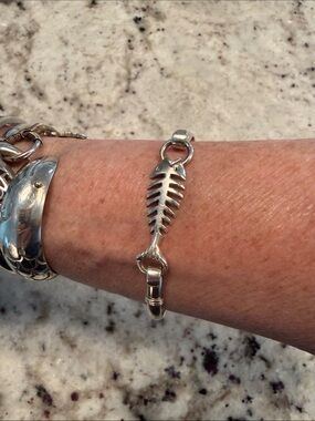 CBC Sterling Silver Fishbone  hook Bracelet